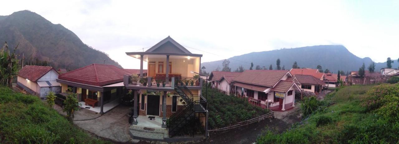 Homestay Anggun โบรโม ภายนอก รูปภาพ